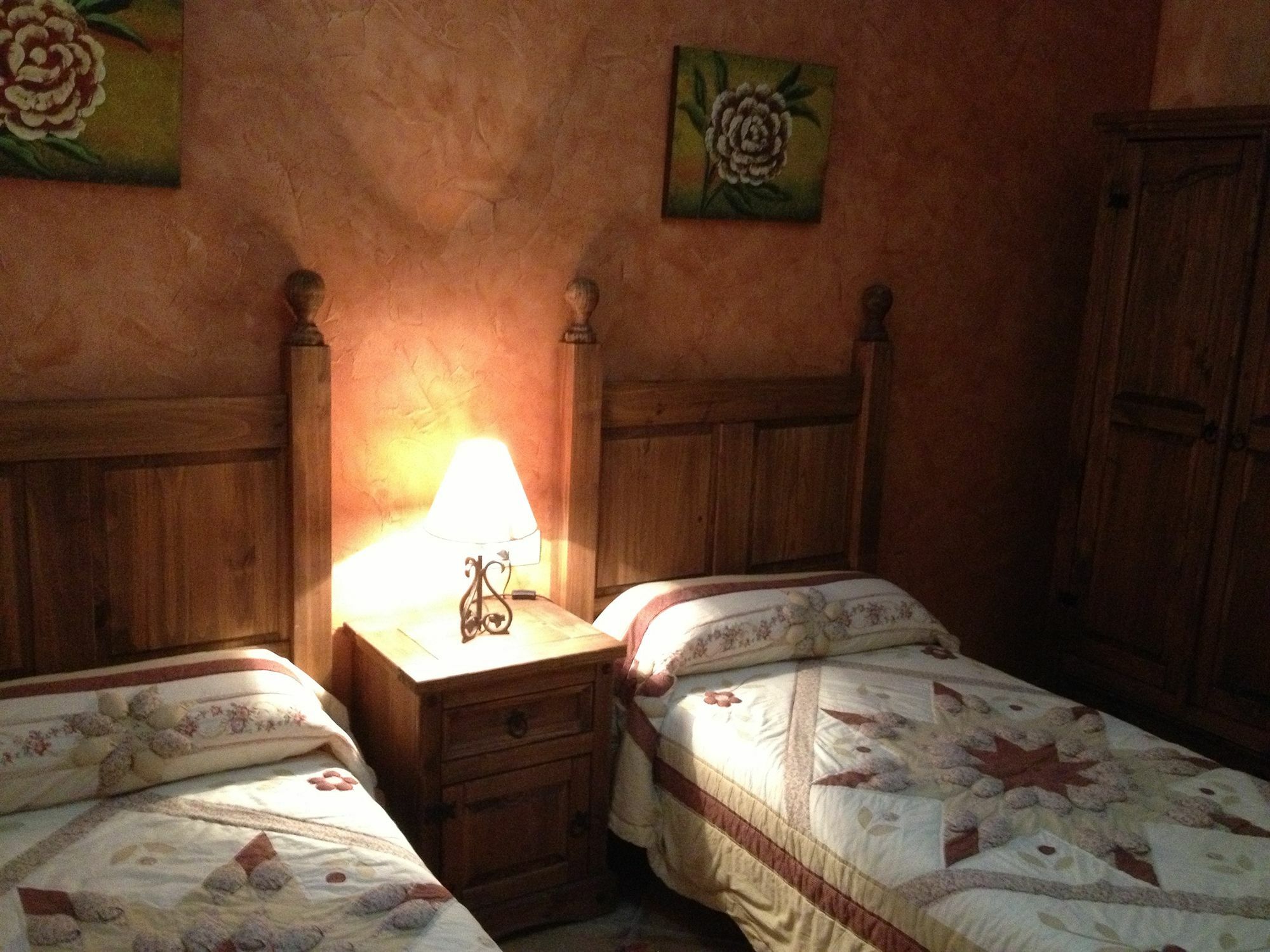 Apartamentos Rurales Complejo Penafiel Zarza La Mayor Extérieur photo