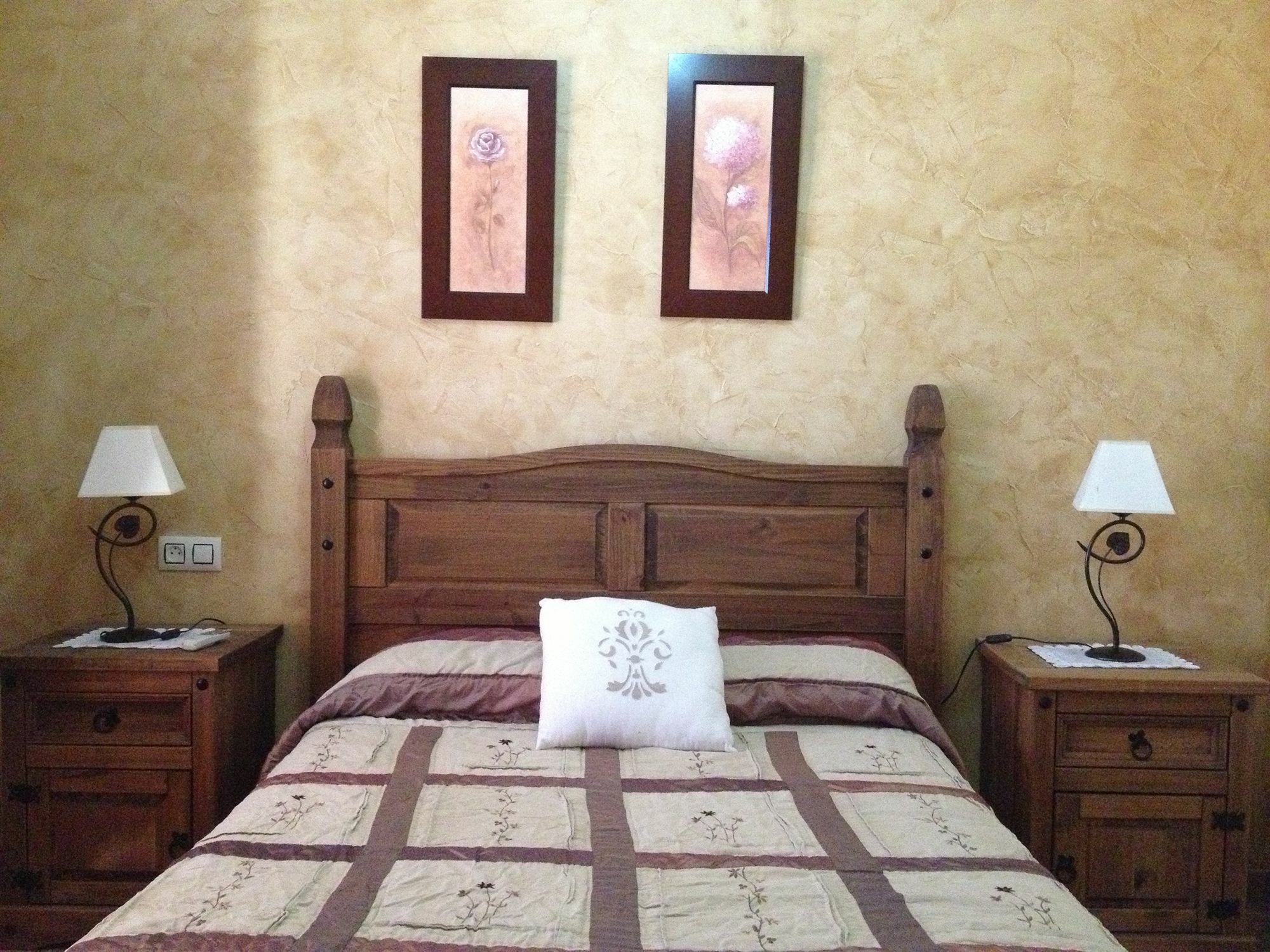 Apartamentos Rurales Complejo Penafiel Zarza La Mayor Extérieur photo